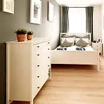 Cozee - Spacious With Netflix