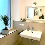 شقة Cozee - Spacious With Netflix كايزرسلاوترن