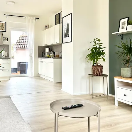 Lägenhet Cozee - Spacious With Netflix *