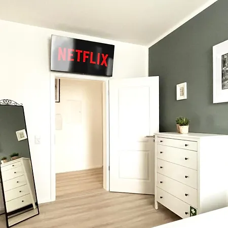 Apartamento Cozee - Spacious With Netflix *
